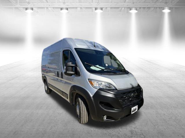 2025 Ram ProMaster 2500 Cargo Van Tradesman High Roof 136" WB w/Pass Seat
