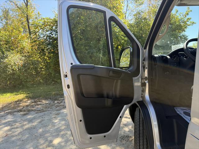 2025 Ram ProMaster 2500 Cargo Van Tradesman High Roof 136" WB w/Pass Seat
