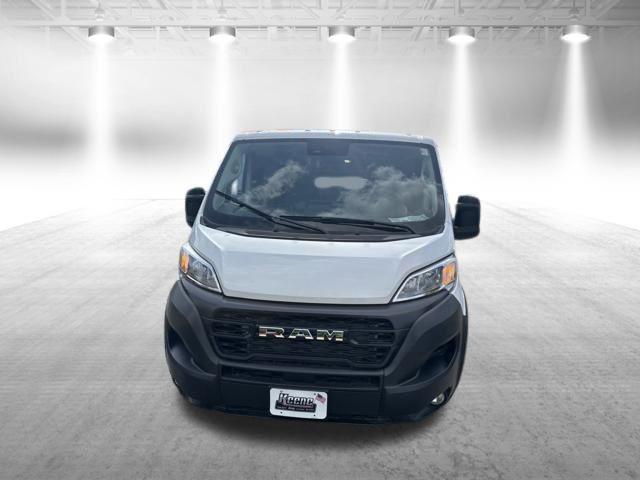 2025 Ram ProMaster 2500 Cargo Van Tradesman Low Roof 136" WB w/Pass Seat