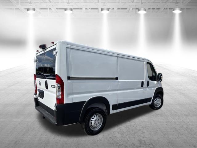 2025 Ram ProMaster 2500 Cargo Van Tradesman Low Roof 136" WB w/Pass Seat