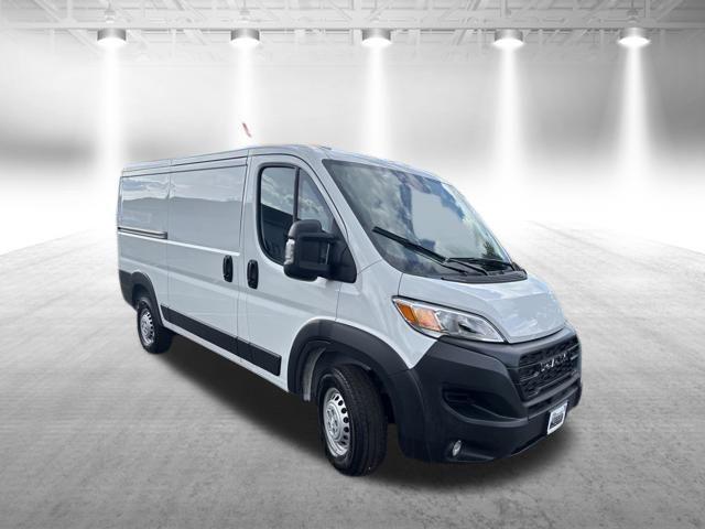 2025 Ram ProMaster 2500 Cargo Van Tradesman Low Roof 136" WB w/Pass Seat