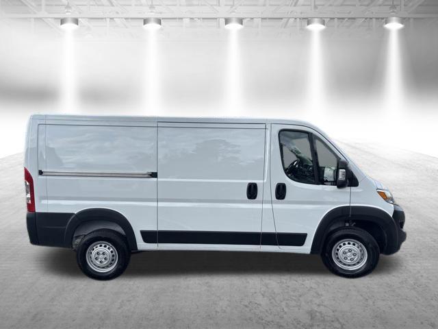 2025 Ram ProMaster 2500 Cargo Van Tradesman Low Roof 136" WB w/Pass Seat