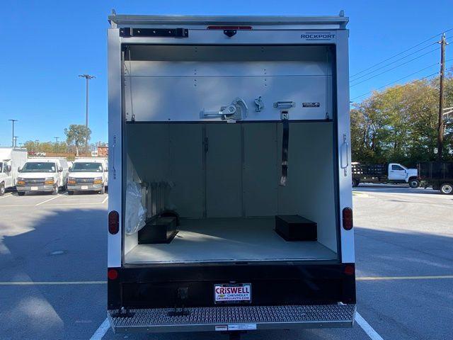 2025 Chevrolet Express Cutaway Work Van