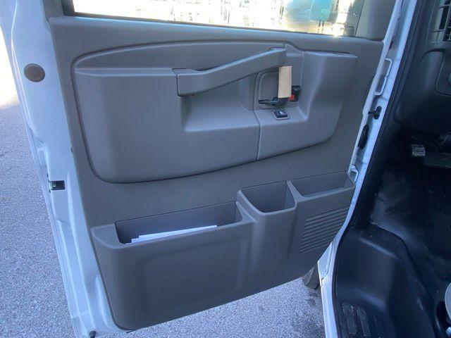 2025 Chevrolet Express Cutaway Work Van