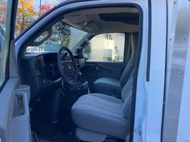 2025 Chevrolet Express Cutaway Work Van