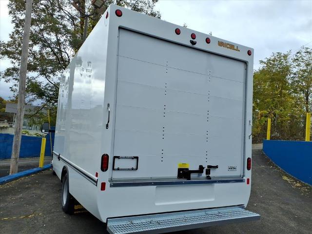 2025 Chevrolet Express Cutaway Work Van