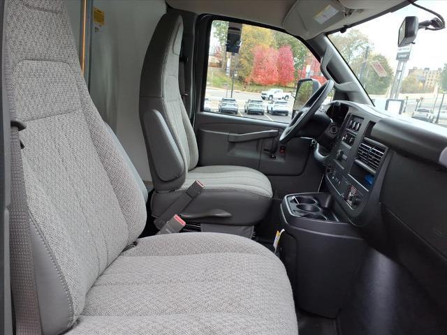 2025 Chevrolet Express Cutaway Work Van