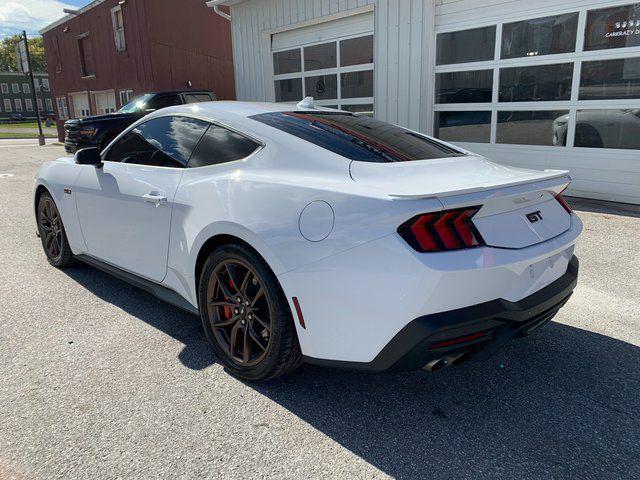 2024 Ford Mustang GT Premium Fastback