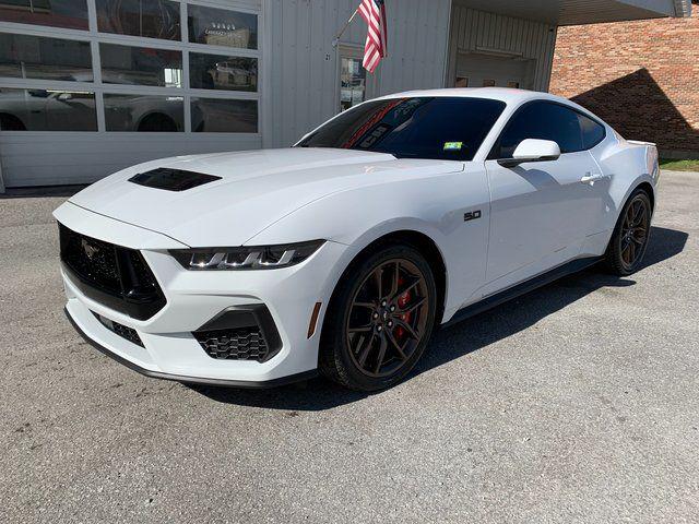2024 Ford Mustang GT Premium Fastback