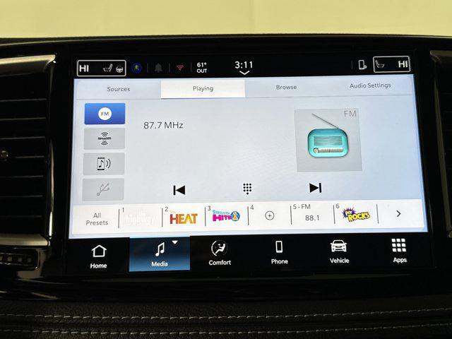 2026 Chrysler Pacifica Select