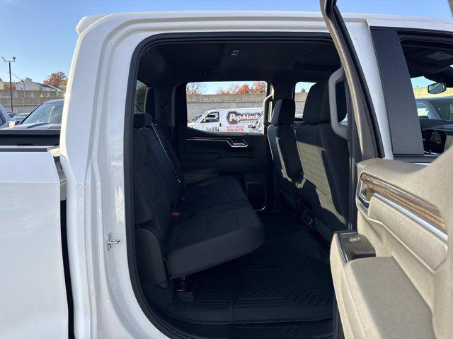 2026 Chevrolet Silverado 1500 4WD Crew Cab Standard Bed LT