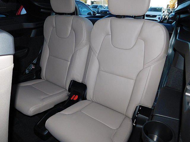 2026 Volvo XC90 Plug-In Hybrid Ultra, T8 AWD, Electric/Gasoline, Bright, 7 Seats