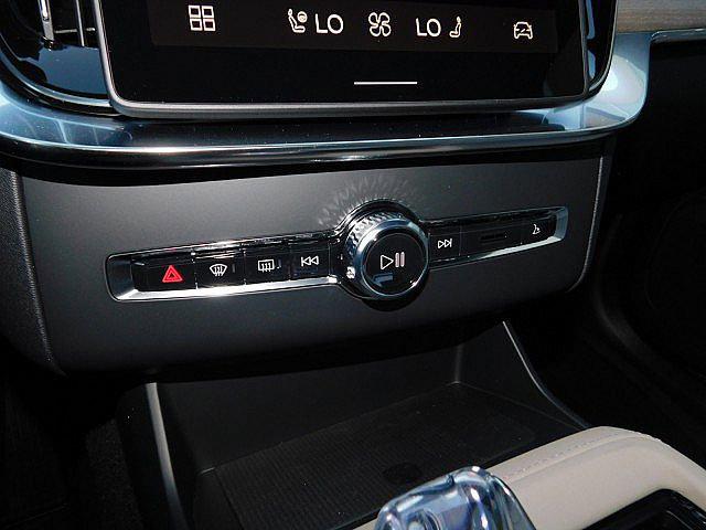 2026 Volvo XC90 Plug-In Hybrid Ultra, T8 AWD, Electric/Gasoline, Bright, 7 Seats