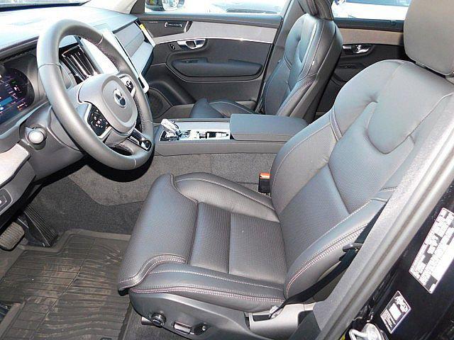 2026 Volvo XC90 Plug-In Hybrid Ultra, T8 AWD, Electric/Gasoline, Bright, 7 Seats