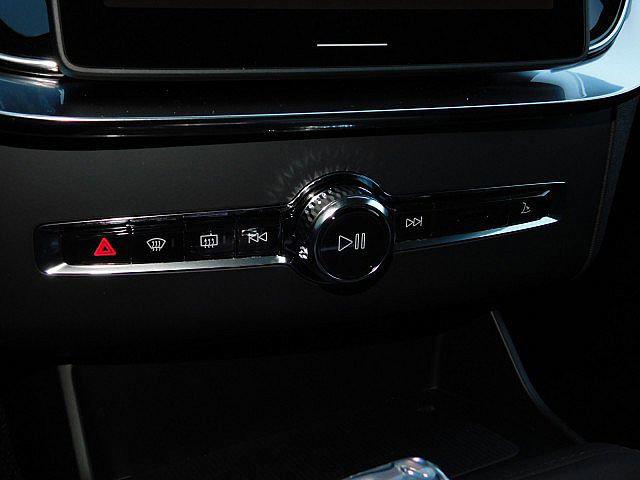 2026 Volvo XC90 Plug-In Hybrid Ultra, T8 AWD, Electric/Gasoline, Bright, 7 Seats