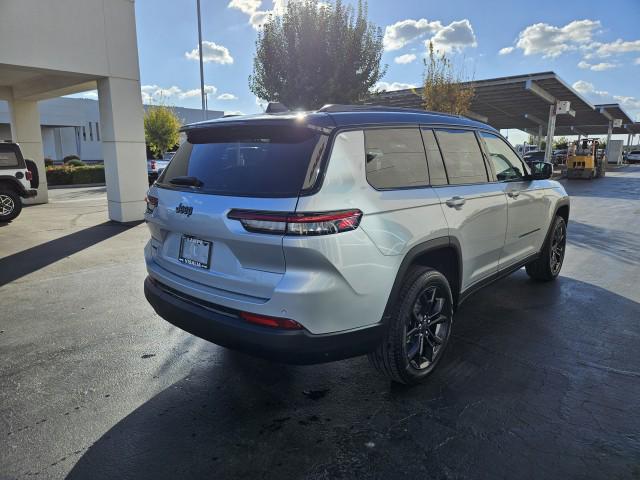 2025 Jeep Grand Cherokee L Limited 4x4