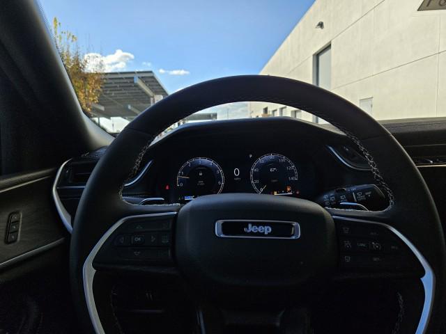 2025 Jeep Grand Cherokee L Limited 4x4