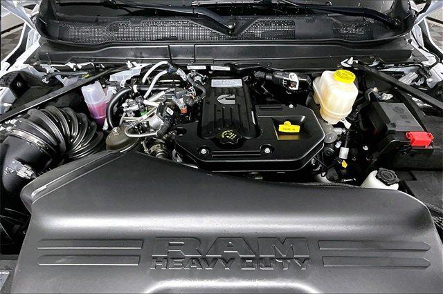 2026 RAM Ram 5500 Chassis Cab RAM 5500 TRADESMAN CHASSIS CREW CAB 4X4 84 CA