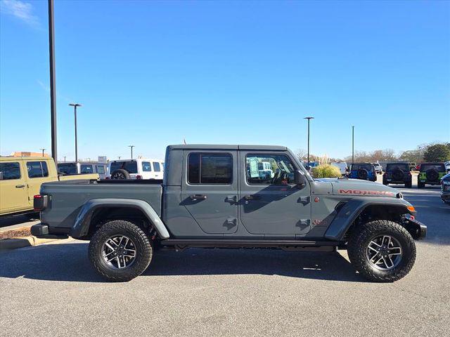 2026 Jeep Gladiator GLADIATOR MOJAVE X 4X4