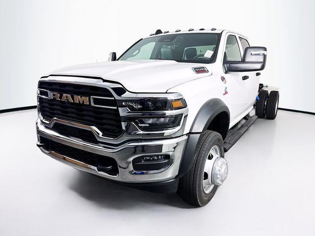 2026 RAM Ram 5500 Chassis Cab RAM 5500 TRADESMAN CHASSIS CREW CAB 4X4 84 CA