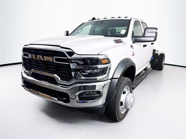 2026 RAM Ram 5500 Chassis Cab RAM 5500 TRADESMAN CHASSIS CREW CAB 4X4 84 CA