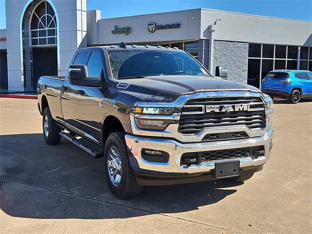 2026 RAM Ram 2500 RAM 2500 TRADESMAN CREW CAB 4X4 8 BOX