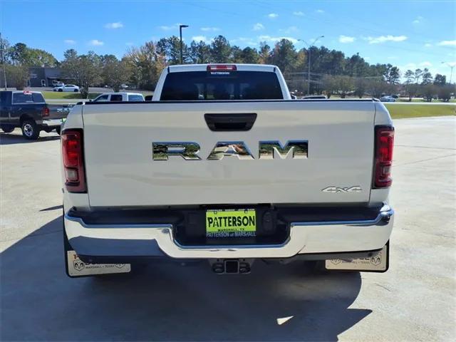 2026 RAM Ram 3500 RAM 3500 TRADESMAN CREW CAB 4X4 8 BOX