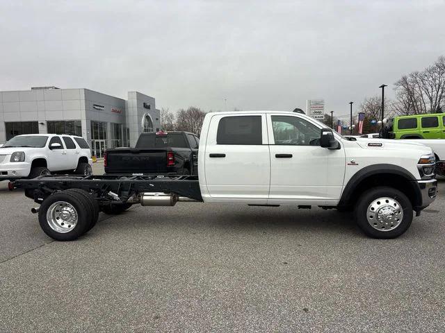 2026 RAM Ram 4500 Chassis Cab RAM 4500 TRADESMAN CHASSIS CREW CAB 4X4 84 CA