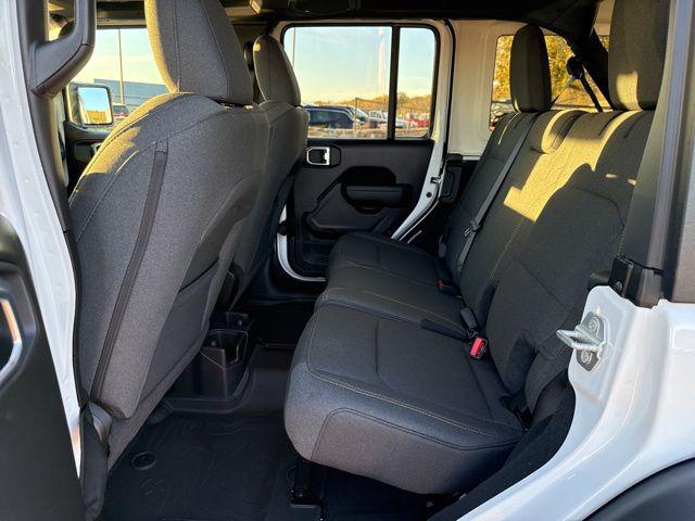 2026 Jeep Wrangler 4-Door Willys 4x4