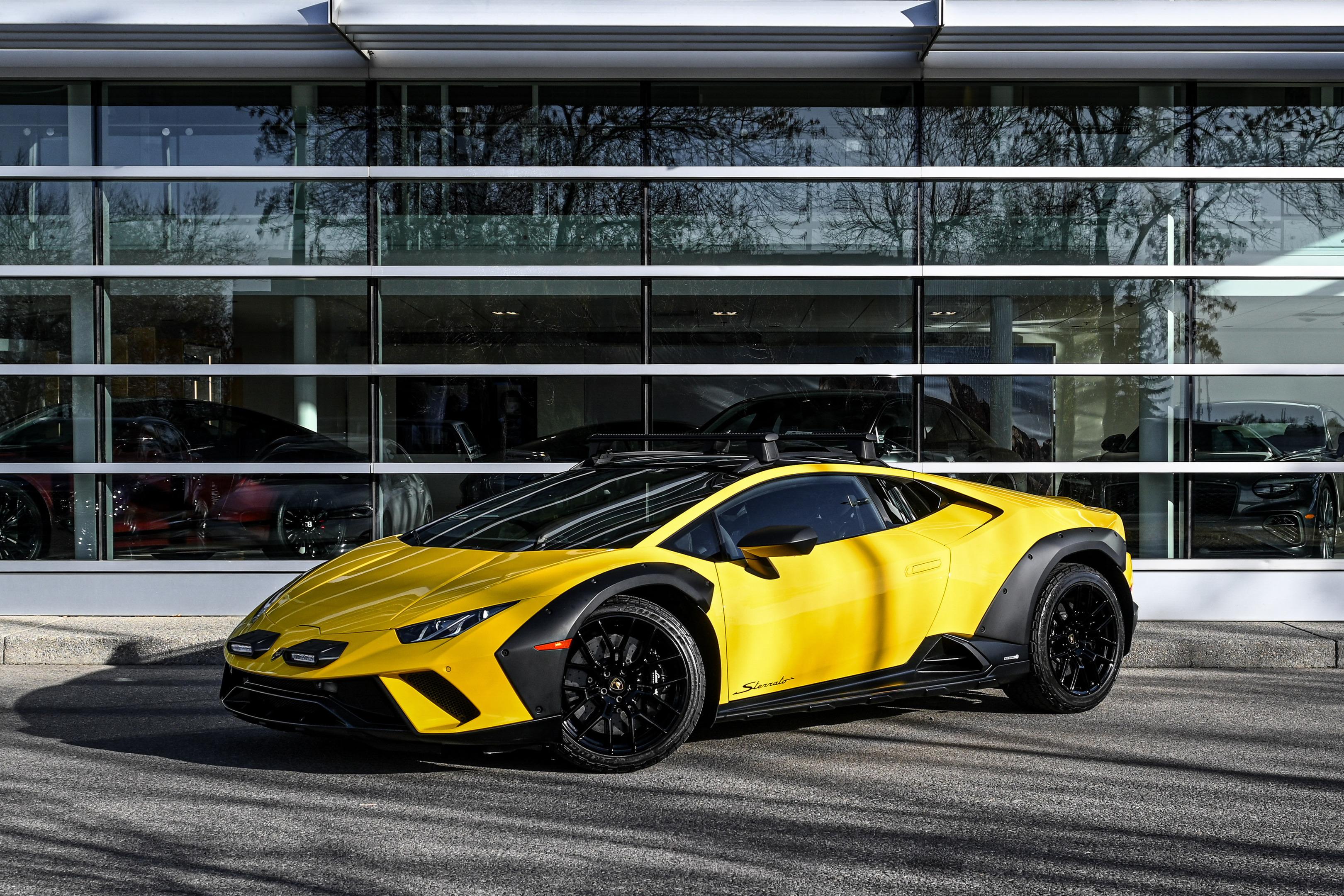 /2023 Lamborghini Huracan