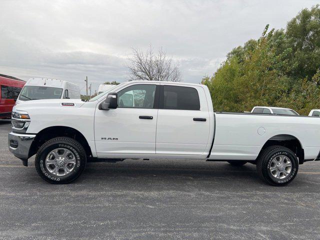 2025 RAM 3500 Lone Star Crew Cab 4x4 8 Box 2025 RAM 3500 Lone Star Crew Cab 4x4 8 Box