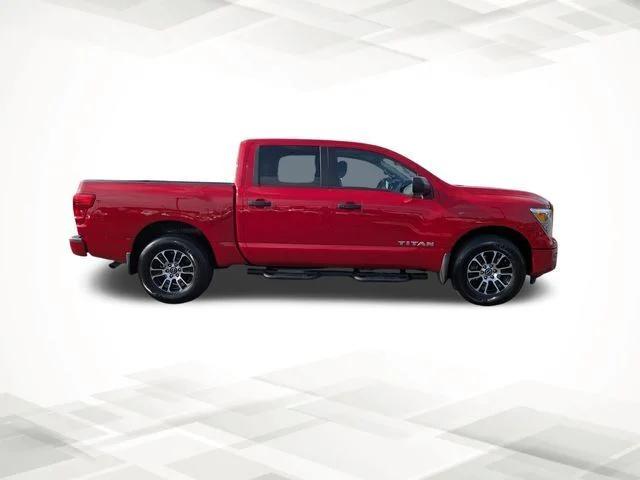 2023 Nissan TITAN Crew Cab SV 4x4 2023 Nissan TITAN Crew Cab SV 4x4