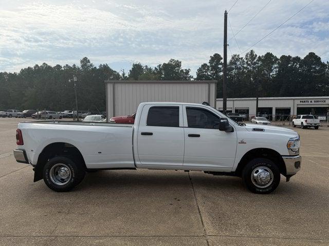 2024 RAM 3500 Tradesman Crew Cab 4x4 8 Box 2024 RAM 3500 Tradesman Crew Cab 4x4 8 Box