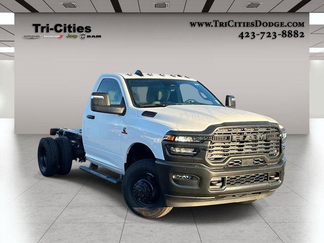 2025 RAM Ram 3500 Chassis Cab RAM 3500 TRADESMAN CHASSIS REGULAR CAB 4X4 60 CA