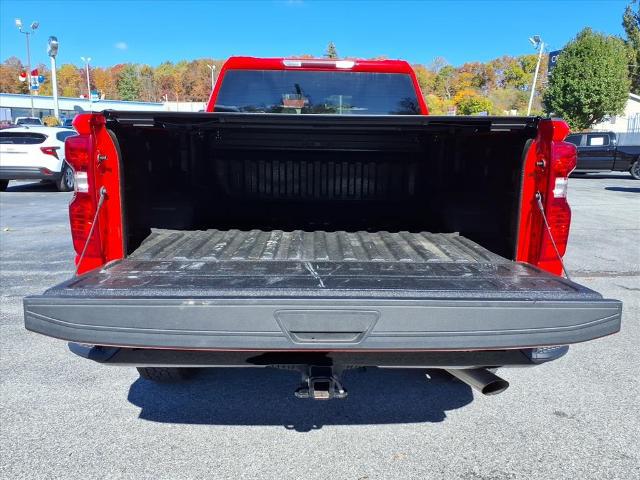 2025 Chevrolet Silverado 2500HD 4WD Crew Cab Standard Bed Custom