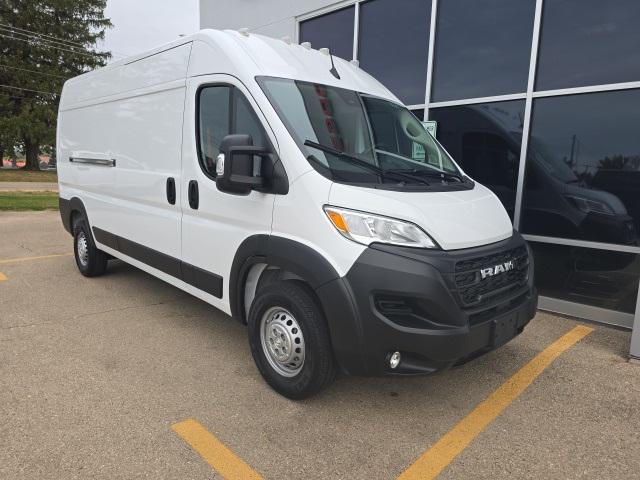 2025 RAM ProMaster 2500 Cargo Van Tradesman High Roof 159 WB w/Pass Seat