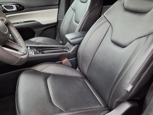 2025 Jeep Compass Limited 4x4 2025 Jeep Compass Limited 4x4