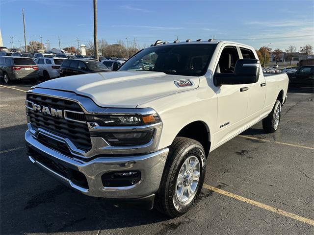 2025 RAM 2500 Big Horn Crew Cab 4x4 8 Box