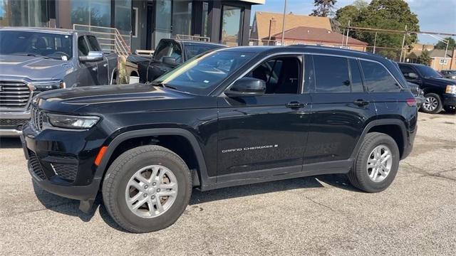 2023 Jeep Grand Cherokee Laredo 4x4