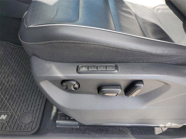 2018 Volkswagen Tiguan 2.0T SEL Premium