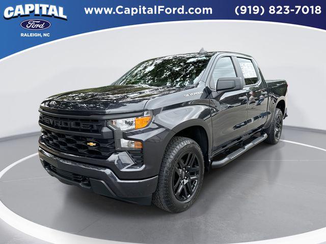 2022 Chevrolet Silverado 1500 2WD Crew Cab Short Bed Custom