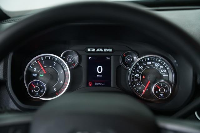 2024 RAM 3500 Tradesman Crew Cab 4x4 8 Box 2024 RAM 3500 Tradesman Crew Cab 4x4 8 Box