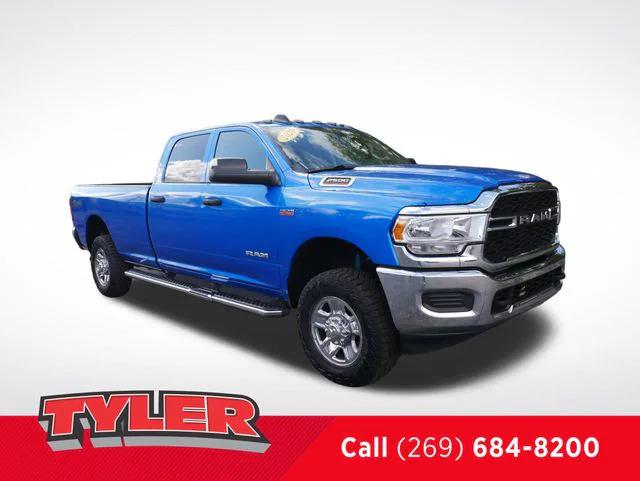 2020 RAM 2500 Tradesman Crew Cab 4X4 8 Box 2020 RAM 2500 Tradesman Crew Cab 4X4 8 Box