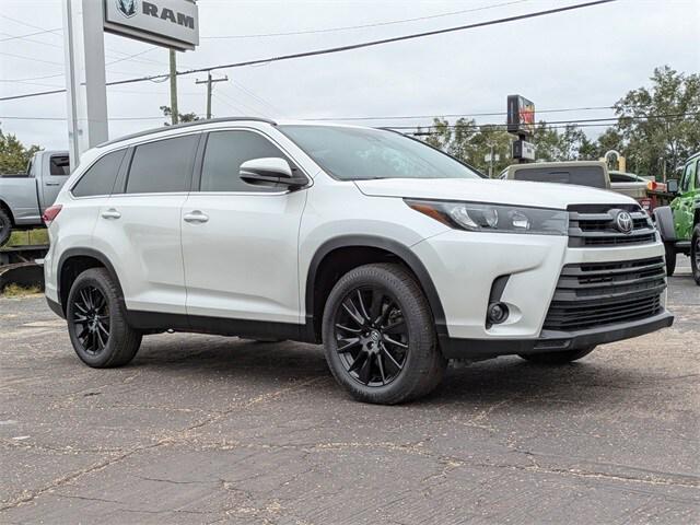 2019 Toyota Highlander 