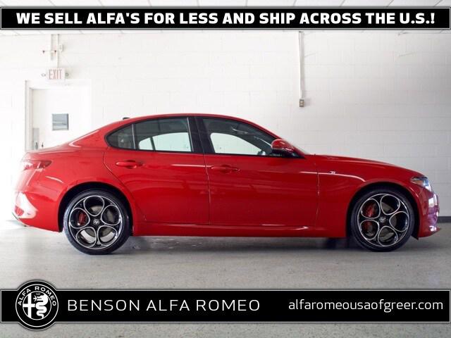 2022 Alfa Romeo Giulia Ti AWD 2022 Alfa Romeo Giulia Ti AWD