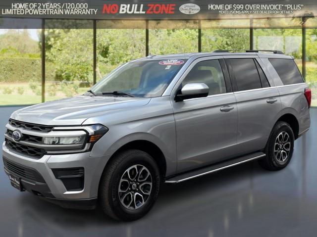 2023 Ford Expedition XLT for sale in Davenport, IA
