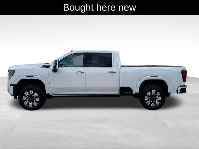 2025 GMC Sierra 2500HD 4WD Crew Cab Standard Bed Denali