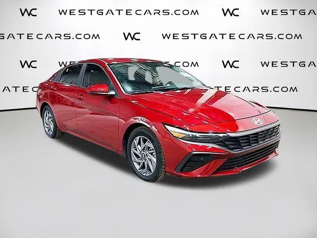 2024 Hyundai Elantra SEL 2024 Hyundai Elantra SEL