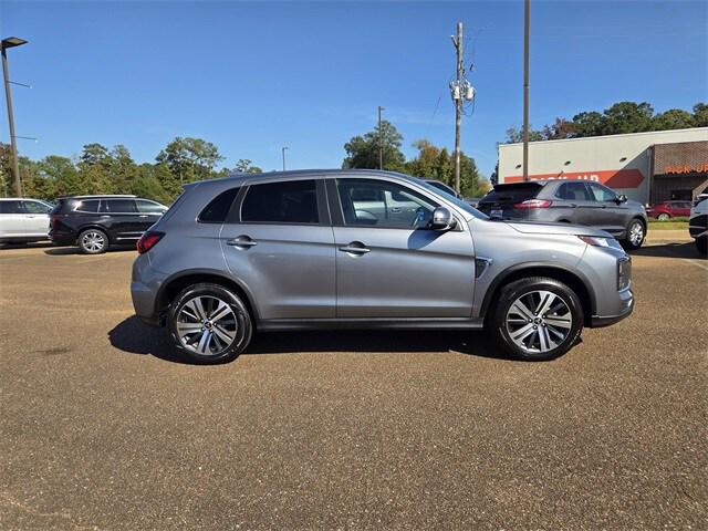 2024 Mitsubishi Outlander Sport 2.0 SE 2024 Mitsubishi Outlander Sport 2.0 SE