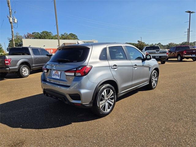 2024 Mitsubishi Outlander Sport 2.0 SE 2024 Mitsubishi Outlander Sport 2.0 SE